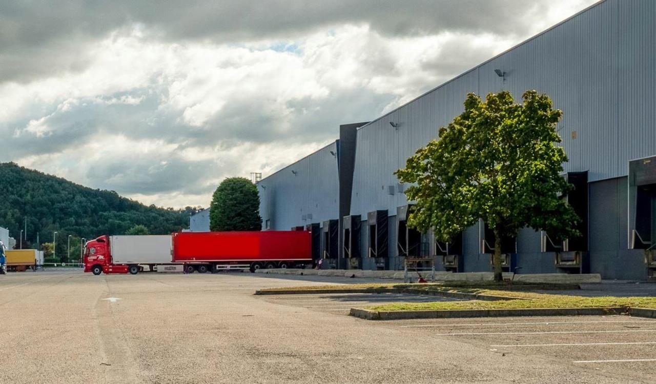 Entrepôt classe a Saint-Quentin-Fallavier 18020m² Location entrepôt classe a Saint-Quentin-Fallavier Isère OLLOG2311515 2